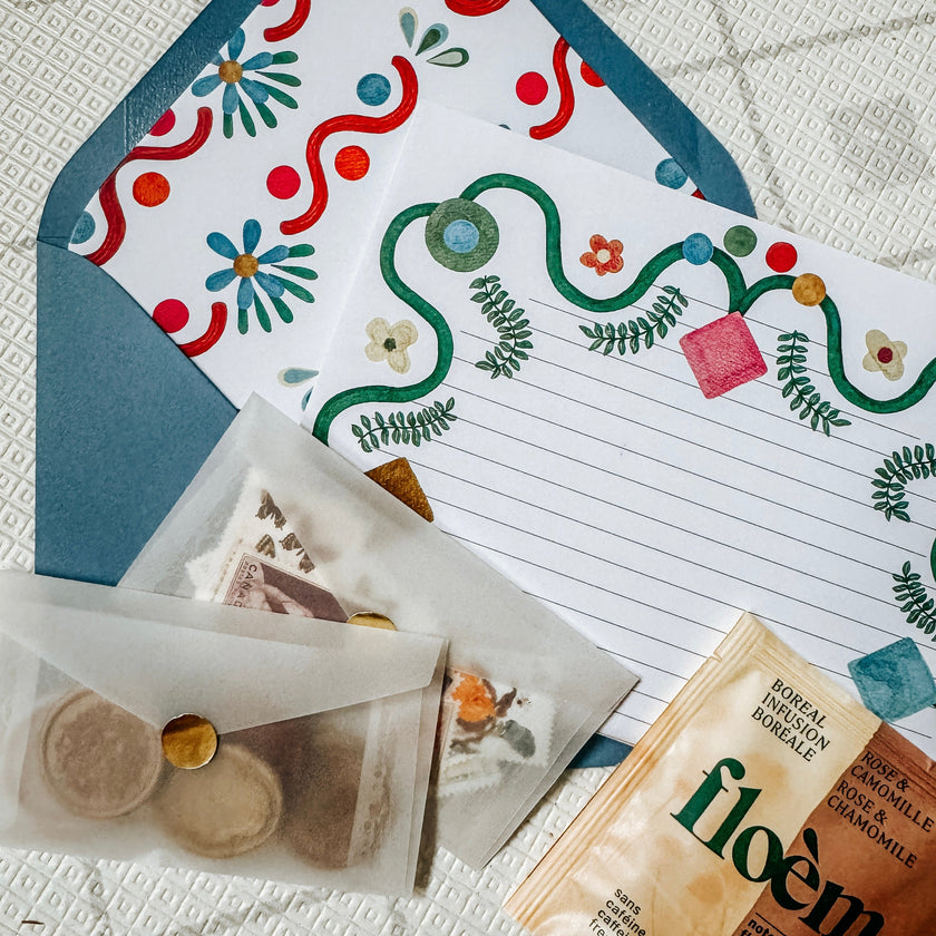 Lucky Press Letter Writers Box