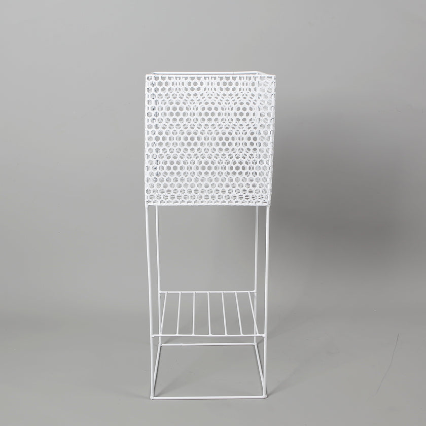Salma White Raised Metal Pot Planter 2.3’