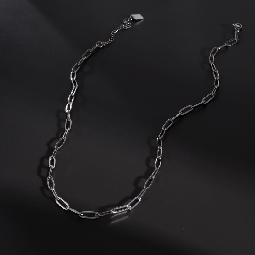 Collier en chaîne à maillons en forme de trombone, argenté, PALERMO Essential.