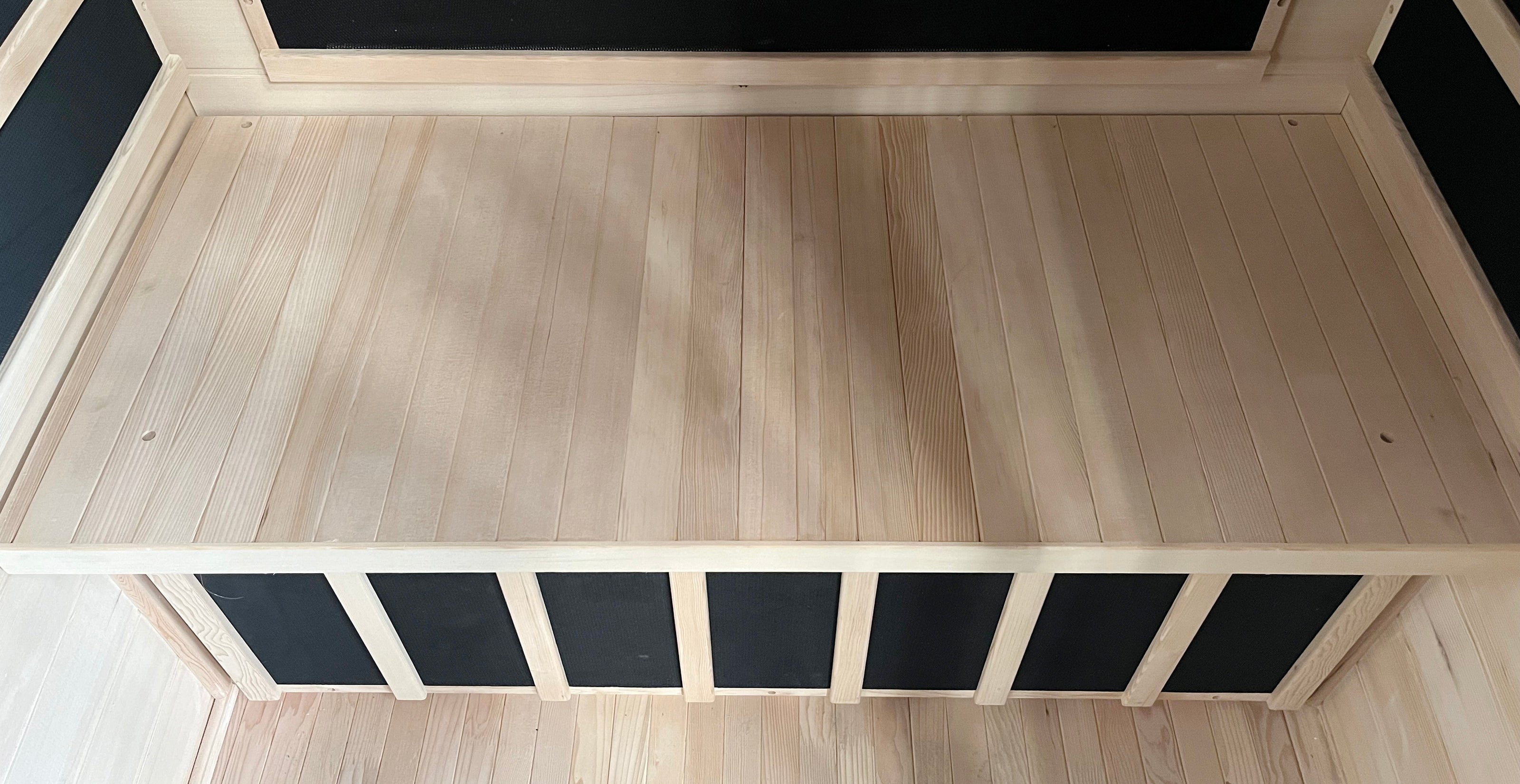 Blisspod, Vienna, Far Infrared Sauna Canadian Hemlock Very Low EMF Sauna, 7 Heaters – 3 Persons