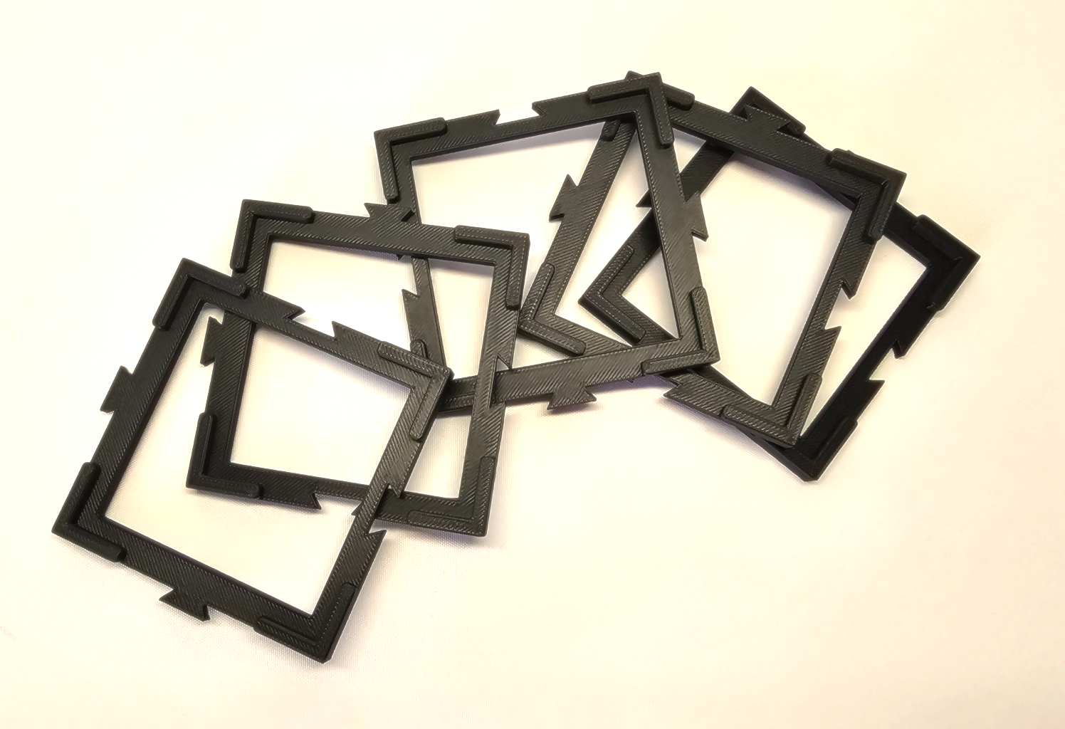 Dice Throne Adventures - Tile holders with storage tower