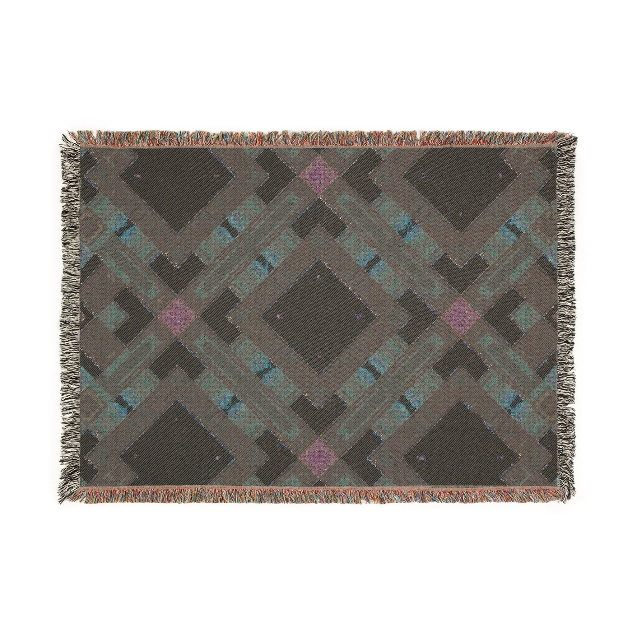 Southwest Diamond Woven Blanket — Geometric Boho Throw for Living Room & Camping