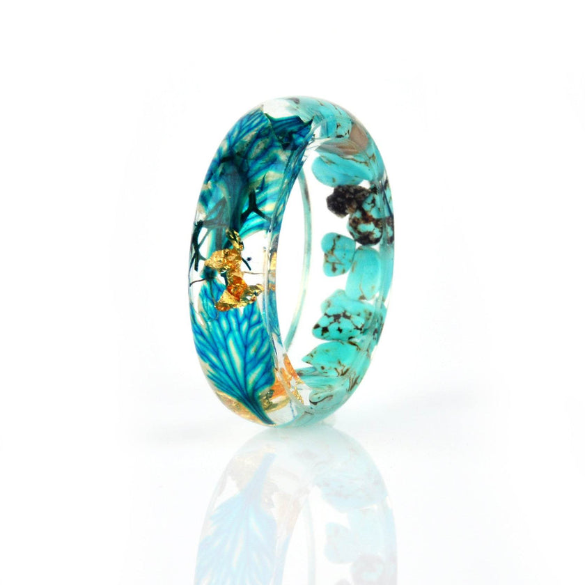 Dried flower resin ring