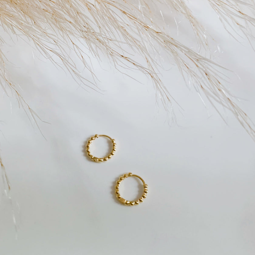 Clea Huggie Hoops