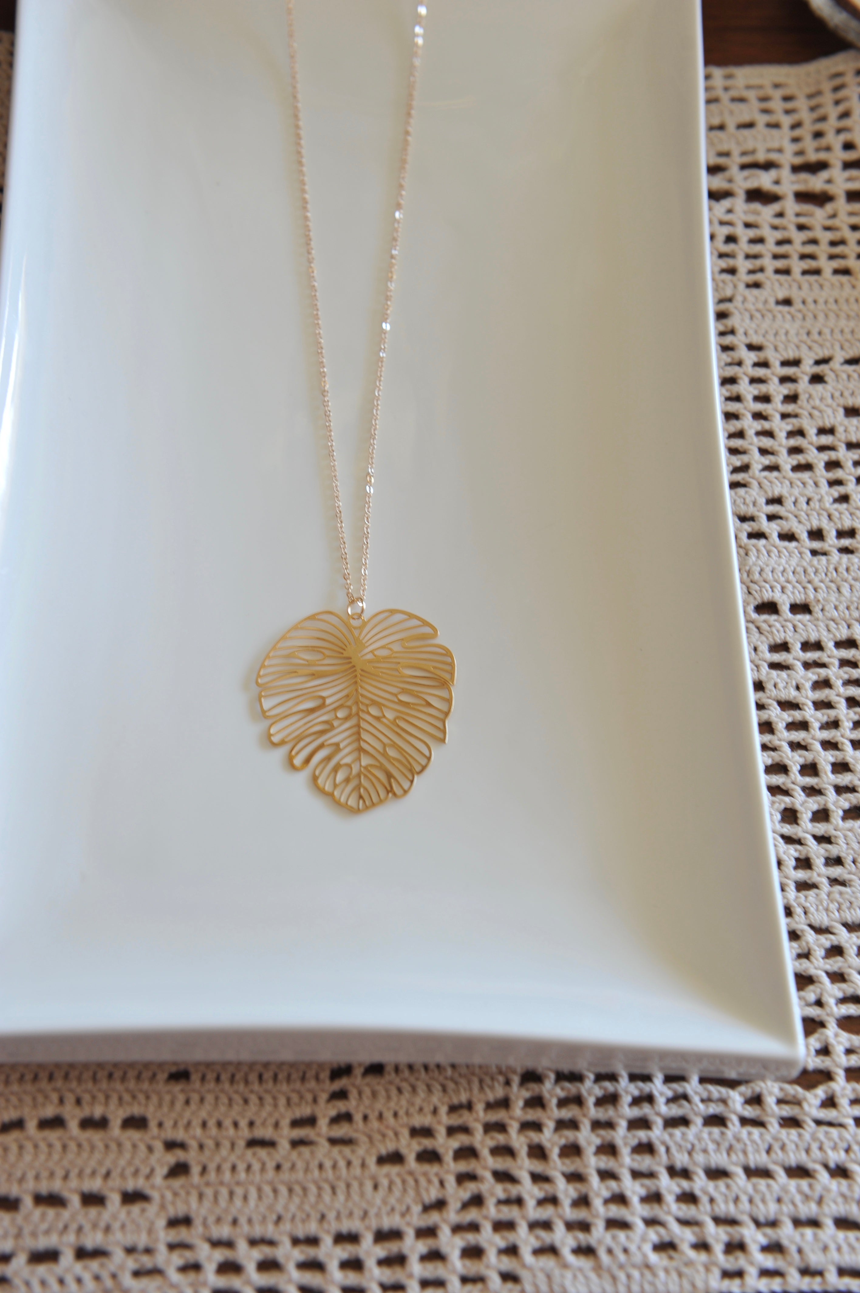 Large Monstera Necklace