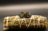 Heart- th'á:le Studs