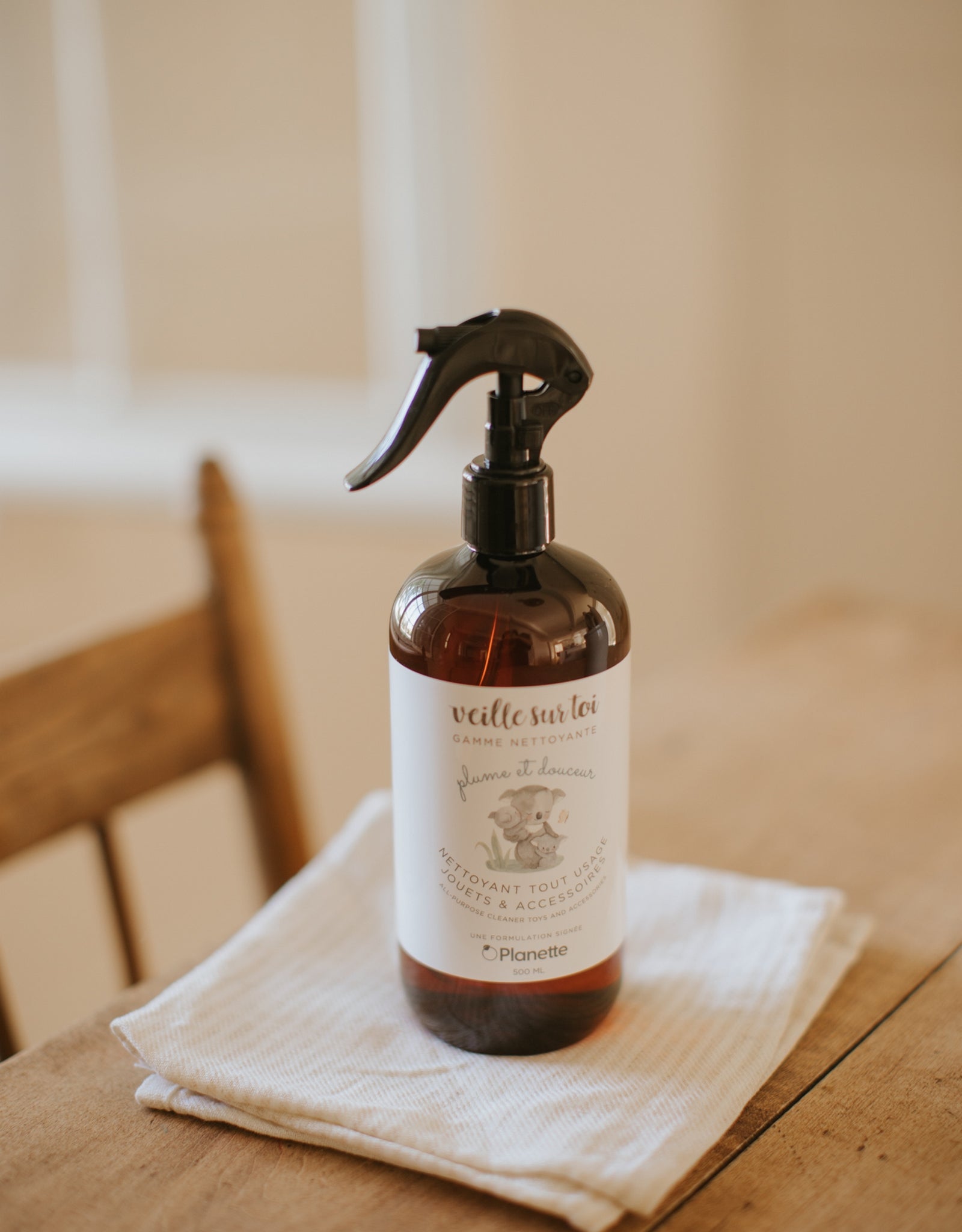 Cleaning line - All-purpose cleaner for toys and accessories - 500 ml - Box of 8 - Veille sur toi & Planette