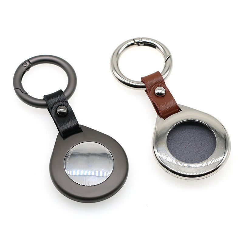 AirTag Protective Sleeve in Metal and Leather