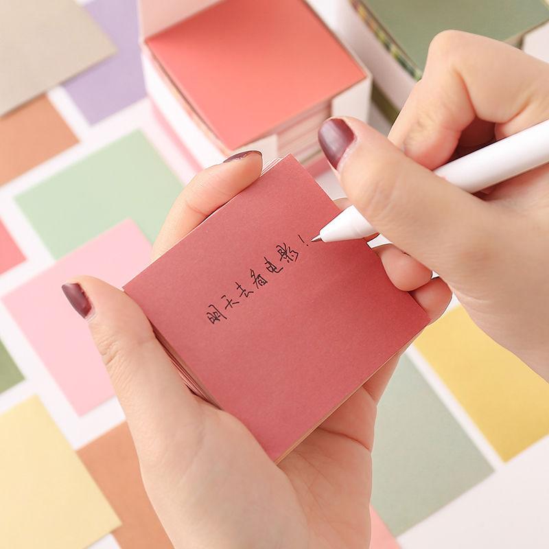 Aesthetic Sticky Notes Set – 150-Sheet Kraft Paper Memo Pads in 25 Solid Colors