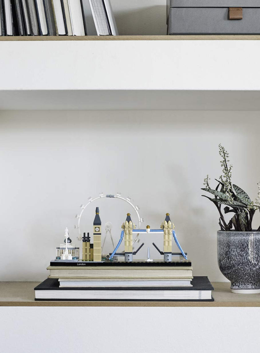 LEGO Architecture London Skyline 21034 Collectible Model Building Kit with London Eye, Big Ben, and Tower Bridge, Office Home Décor, Skyline Collection 🍁 All In One Marketplace Canada