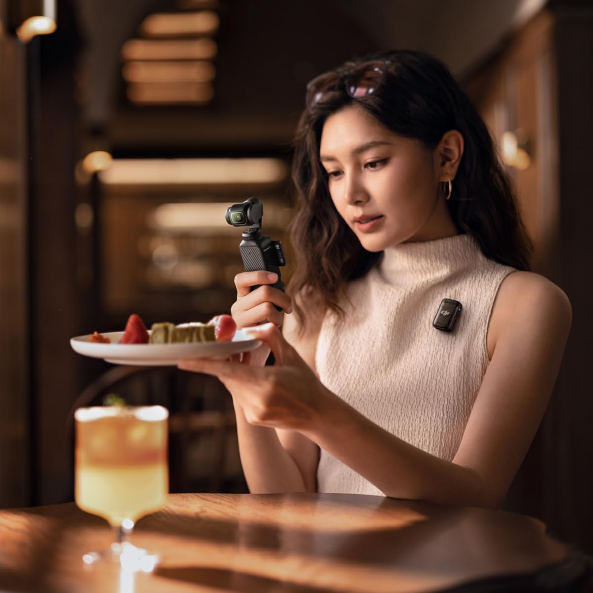 DJI Osmo Pocket 3 Creator Combo, Vlogging Cameras with 1'' CMOS, 4K/120fps Vlog Camera, 3-Axis Stabilization, Face/Object Tracking, Mic Included for Clear Sound, Digital Vlogging Camera for YouTube 🍁 All In One Marketplace Canada