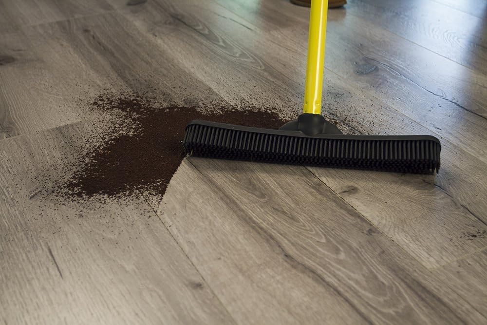 FURemover Broom SW-250I-AMZ-6, Pet Hair Removal Tool with Squeegee & Telescoping Handle That Extends from 3-5', Black & Yellow,1 Count (Pack of 1) 🍁 All In One Marketplace Canada