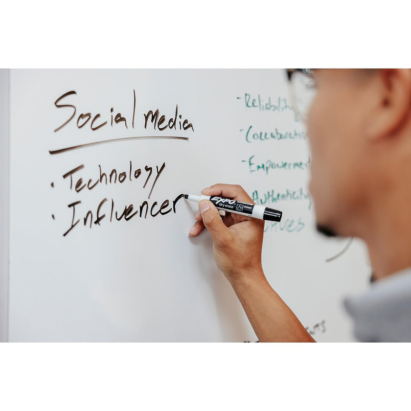 EXPO Dry Erase Markers, Low Odour Ink, Black, Chisel Tip, 12 Count 🍁 All In One Marketplace Canada