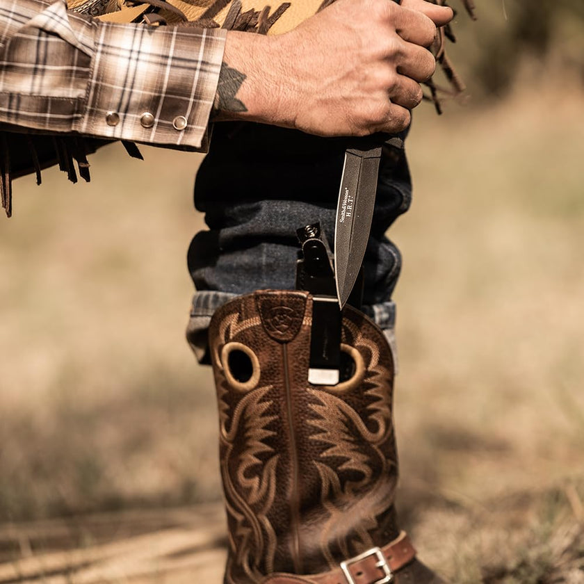 Smith & Wesson 9