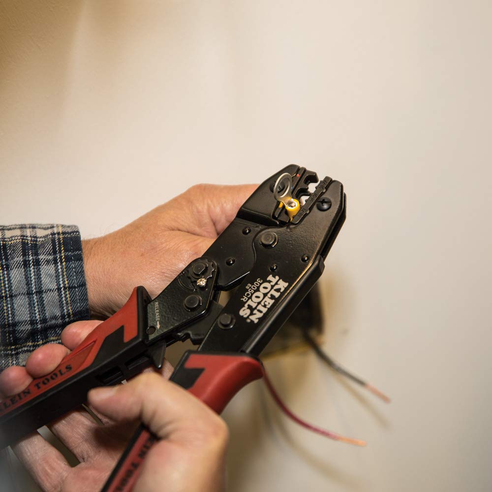 Klein Tools 3005CR Wire Crimper Tool, Ratcheting Insulated Terminal Crimper for 10 to 22 AWG Wire 🍁 All In One Marketplace Canada