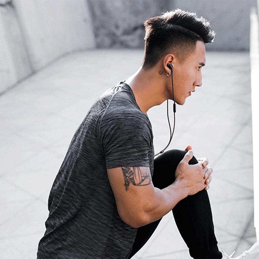 JBL Endurance Run 2 Wired - Waterproof in-Ear Sport Headphones - Black 🍁 All In One Marketplace Canada