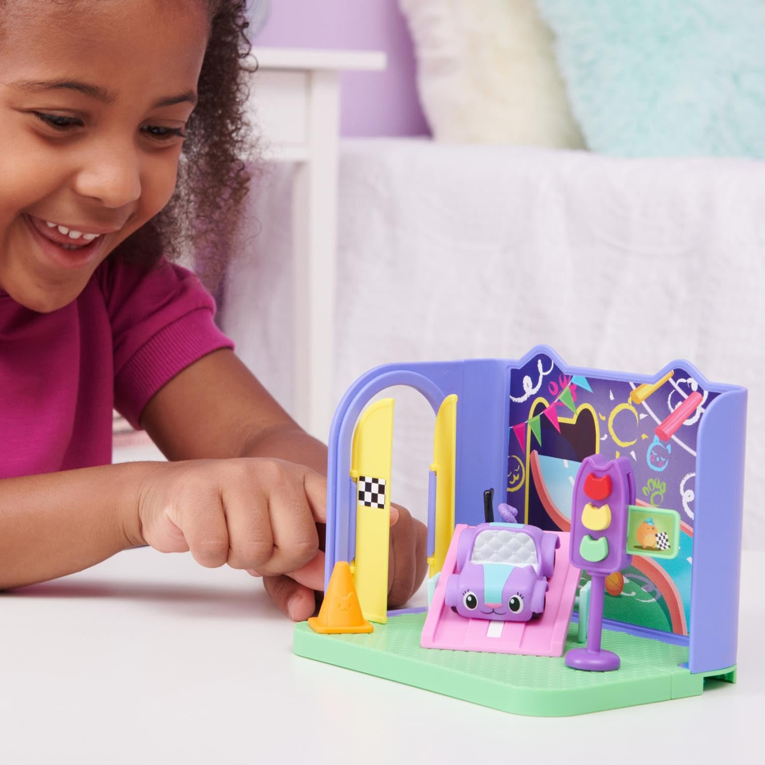Gabby's Dollhouse, Carlita Purr-ific Play Room with Carlita Toy Car, Accessories, Furniture and Dollhouse Deliveries, Kids Toys for Ages 3 and up 🍁 All In One Marketplace Canada