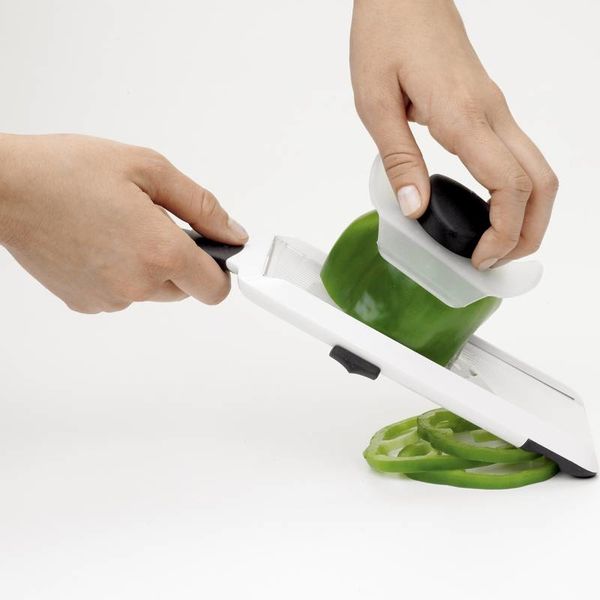 RICARDO Handheld Mandoline - 63131
