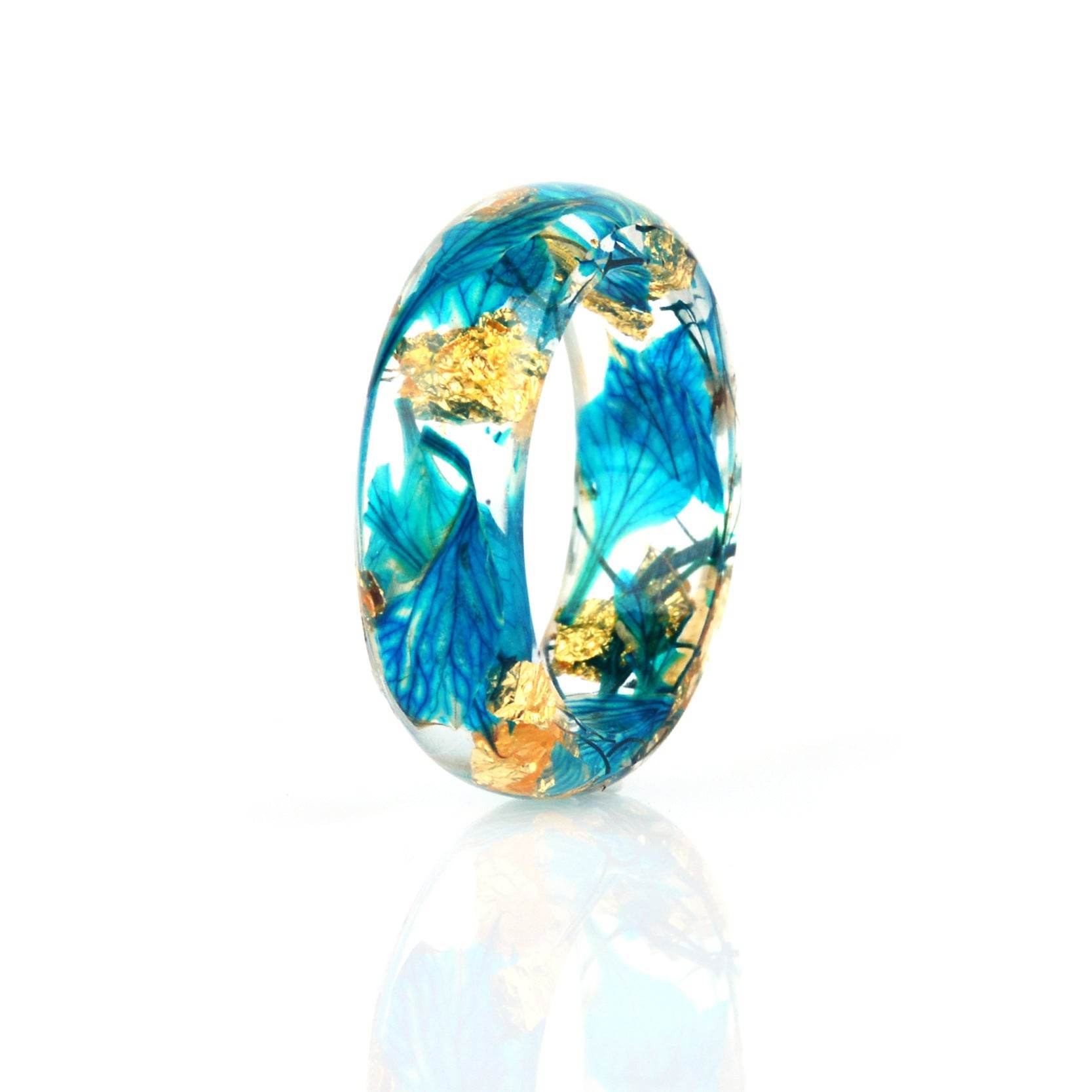 Dried flower resin ring
