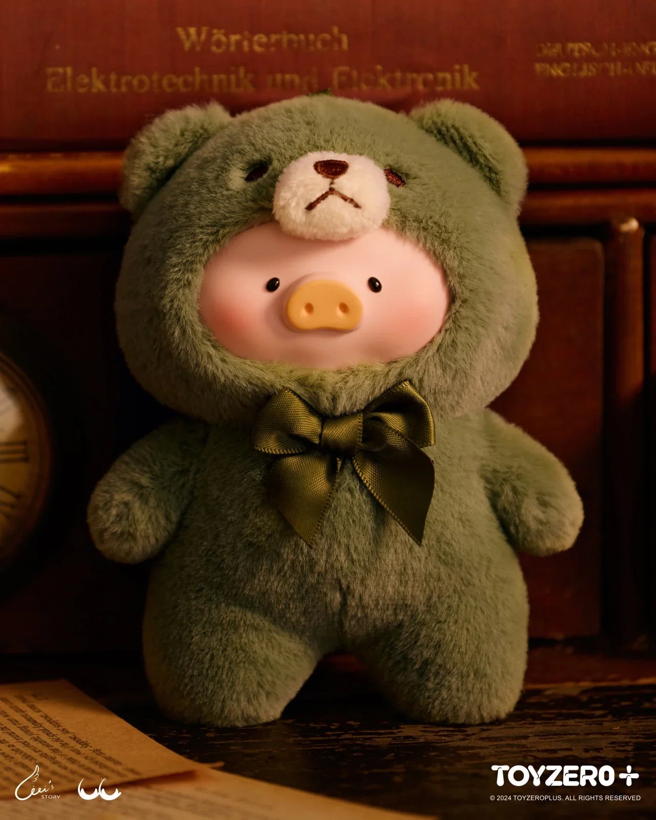 LULU THE PIGGY - VINTAGE TEDDY SHOP VINYL FACE BLIND BOX