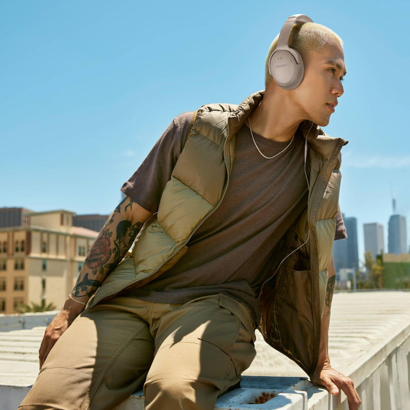 Bose QuietComfort Headphones - Wireless Bluetooth Headphones, Active Over Ear Noise Cancelling and Mic, USB-C Charging, Deep Bass, Up to 24 Hours of Playtime, Sandstone 🍁 All In One Marketplace Canada