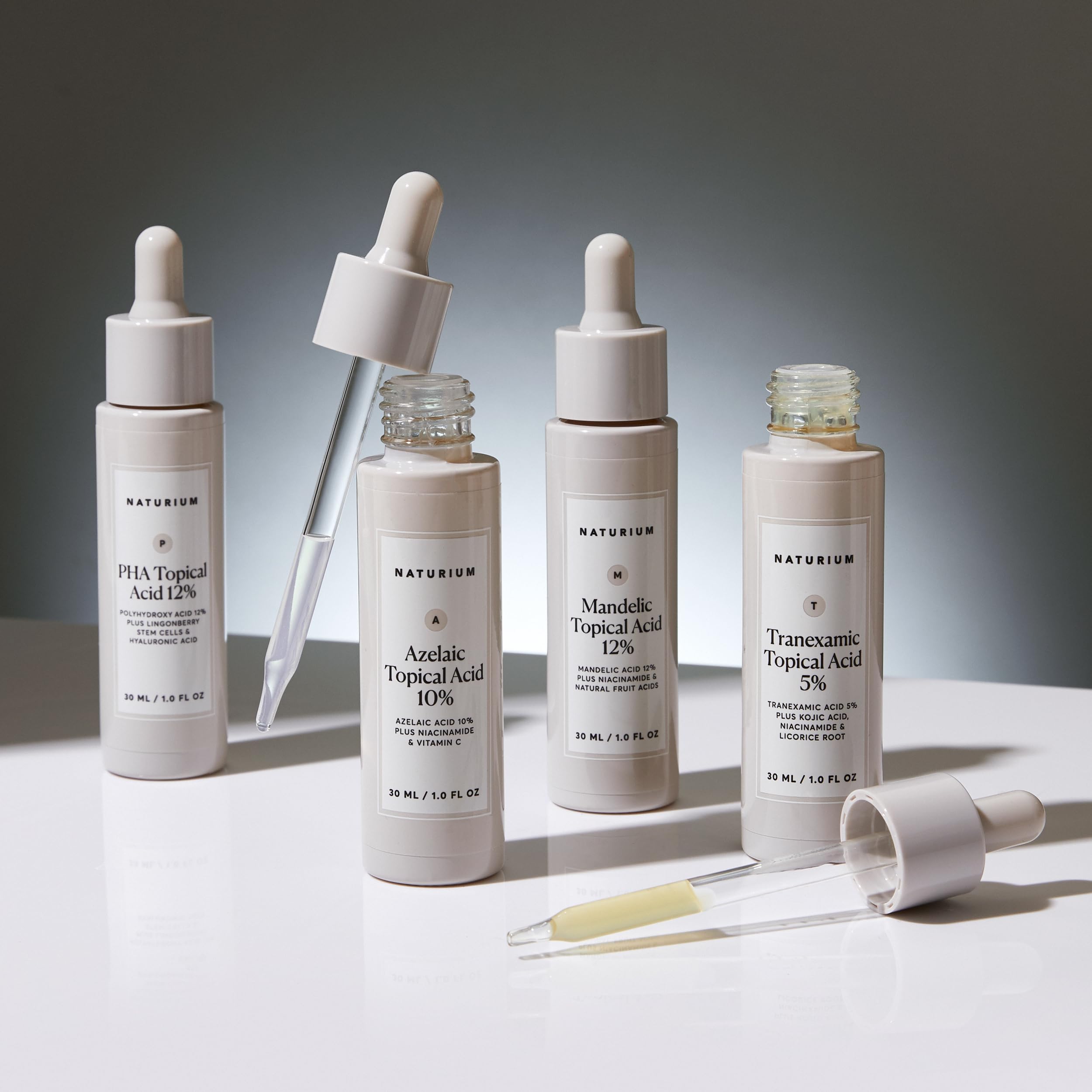 Naturium Azelaic Topical Acid 10 percent, Serum for Face, Redness Reducing, With Niacinamide and Vitamin C, 1.0 FL OZ / 30 ml 🍁 All In One Marketplace Canada