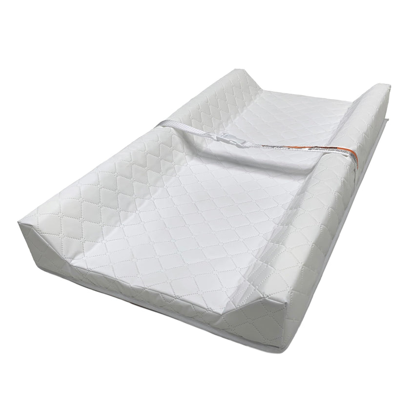 Summer by Ingenuity Contoured Changing Pad Includes Waterproof Changing Liner and Safety Fastening Strap with Quick-Release Buckle 🍁 All In One Marketplace Canada