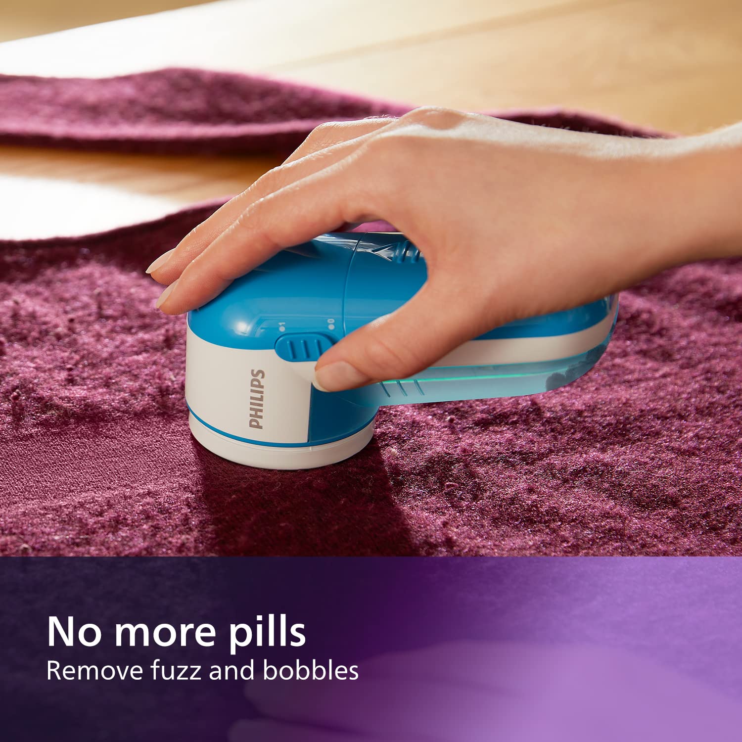 Philips Fabric Shaver, Removes Fabric Pills, Suitable for All Garments, Large Blade Surface, Cleaning Brush, Includes Batteries, Blue (GC026/00) 🍁 All In One Marketplace Canada