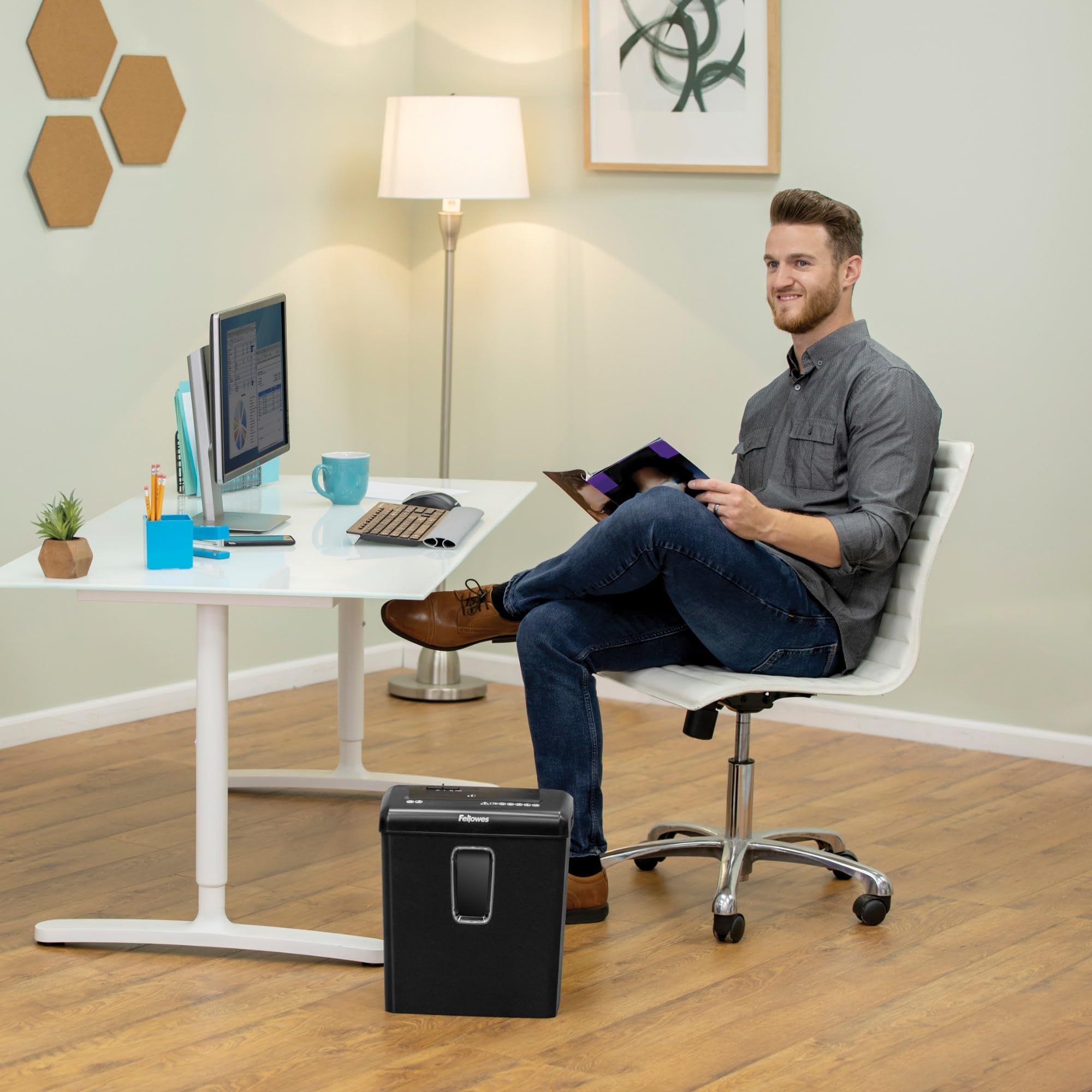 Fellowes Powershred P-30C 6-Sheet Cross-Cut(4-Gallon bin) Deskside Paper Shredder, Black 🍁 All In One Marketplace Canada
