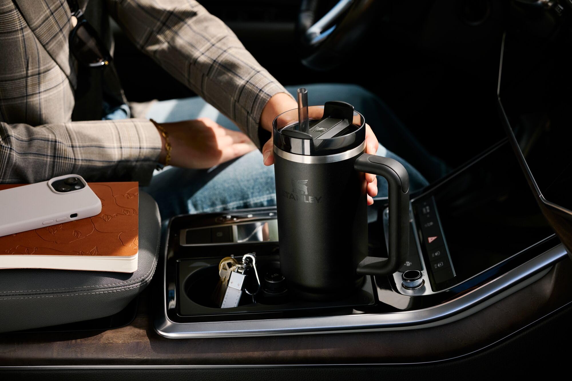 Stanley Quencher H2.0 Tumbler with Handle and Straw 30 oz | Flowstate 3-Position Lid | Cup Holder Compatible for Travel | Insulated Stainless Steel Cup | BPA-Free | Azure 🍁 All In One Marketplace Canada