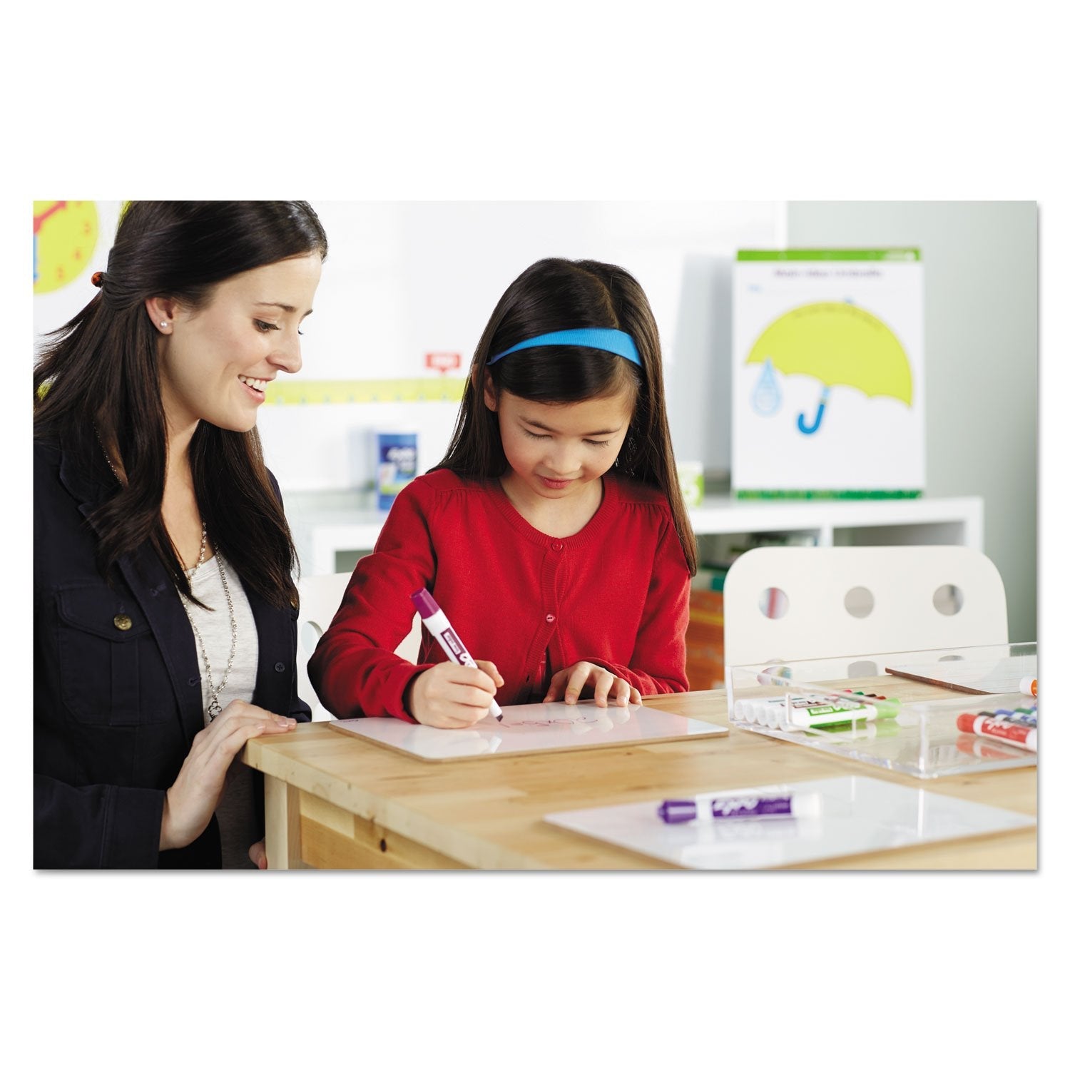 EXPO Dry Erase Markers, Low Odour Ink, Assorted Colours, Chisel Tip, 36 Count 🍁 All In One Marketplace Canada