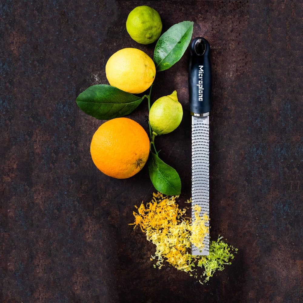 Microplane Premium Classic Zester (Black) 🍁 All In One Marketplace Canada