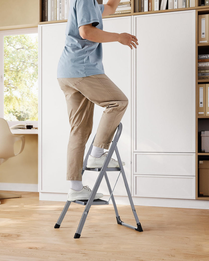 SONGMICS Step Ladder, 2-Step Ladder, Folding Ladder, Safety Lock, Space-Saving Storage, Holds up to 330 lb, Dove Gray UGSL012G01 🍁 All In One Marketplace Canada