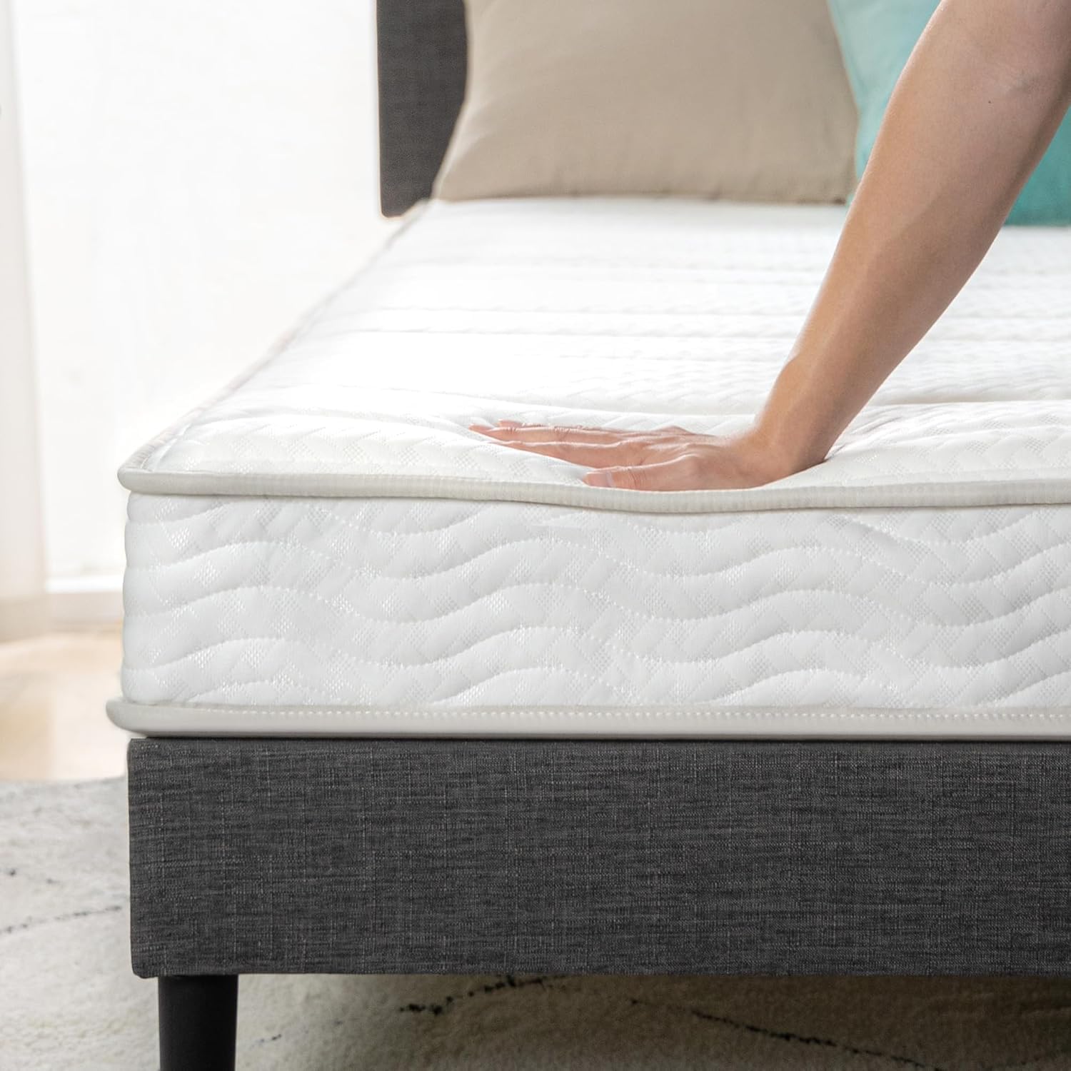 Zinus Narrow Twin Mattress - 6 Inch Foam and Spring Hybrid Mattress, Affordable Mattress, CertiPUR-US Certified Foam with Pressure Relief, Mattress in a Box, 10-Year Warranty, Narrow Twin, 30