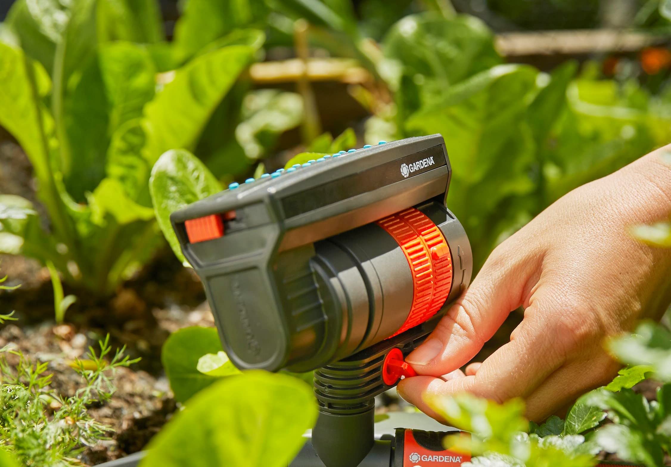 Gardena ZoomMaxx Oscillating Sprinkler on Metal Step Spike 🍁 All In One Marketplace Canada