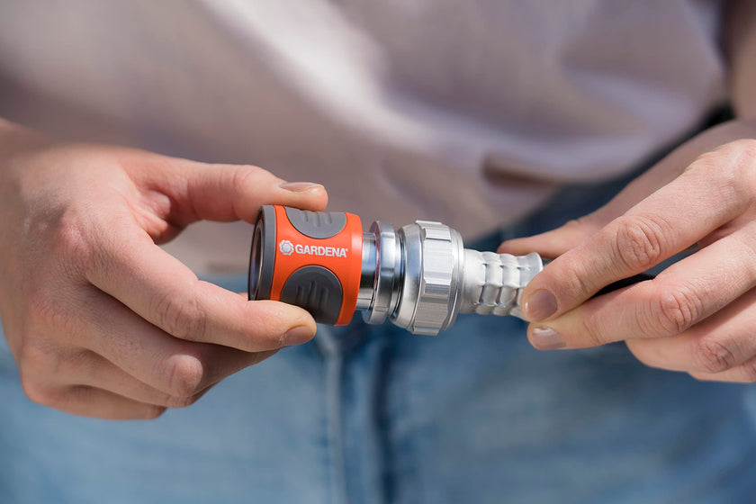 Gardena 9042-M 4-Piece Premium Metal Quick Connector Starter Set, for Any 5/8 Inch or 1/2 Inch Garden Hose, Sprinkler or Spray Nozzle, Made in Germany 🍁 All In One Marketplace Canada