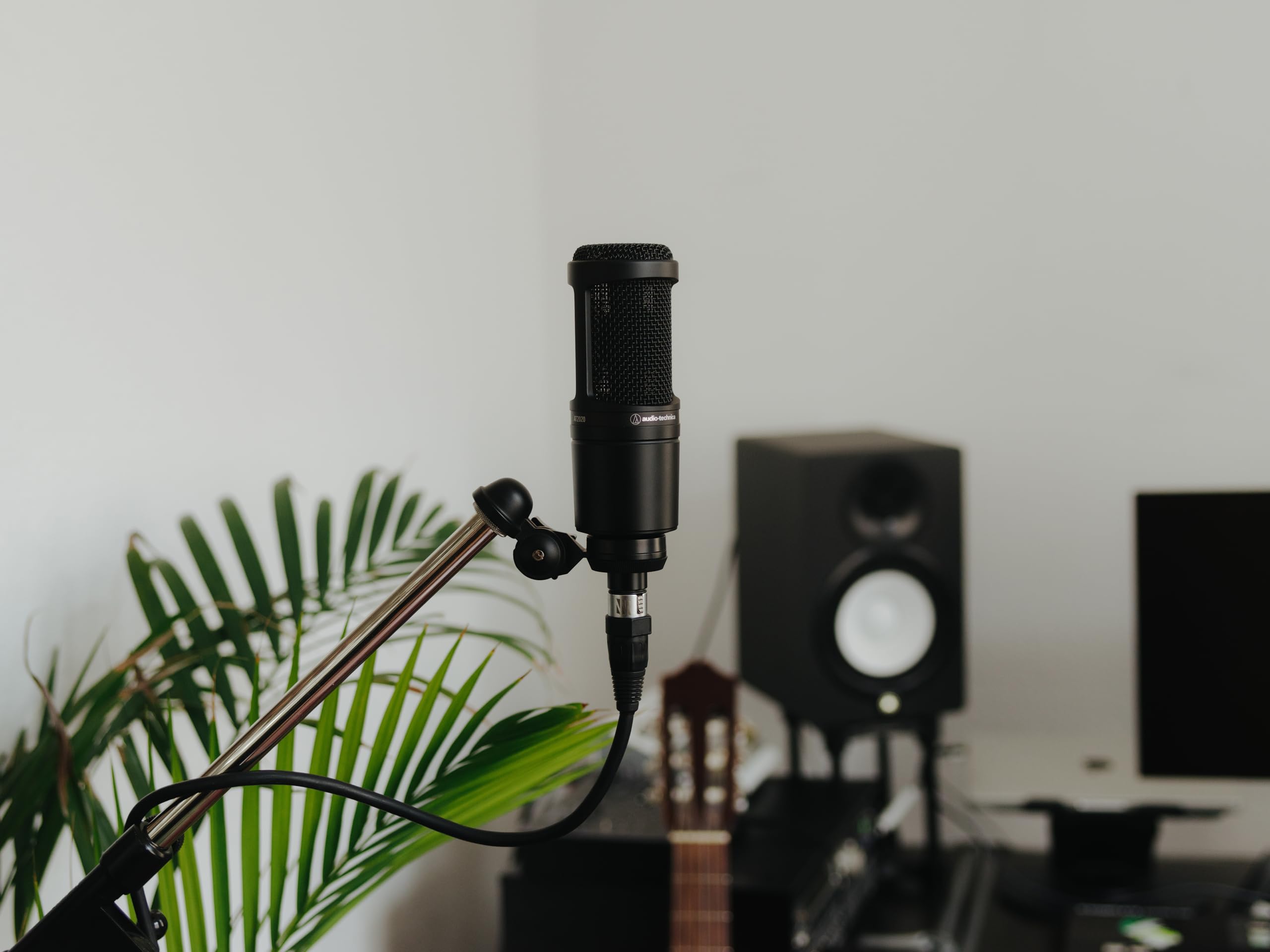 Audio-Technica AT2020 Cardioid Condenser Studio XLR Microphone, Ideal for Project/Home Studio Applications 🍁 All In One Marketplace Canada