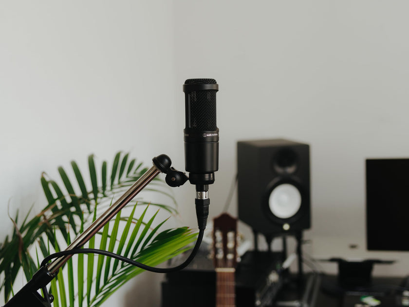 Audio-Technica AT2020 Cardioid Condenser Studio XLR Microphone, Ideal for Project/Home Studio Applications 🍁 All In One Marketplace Canada