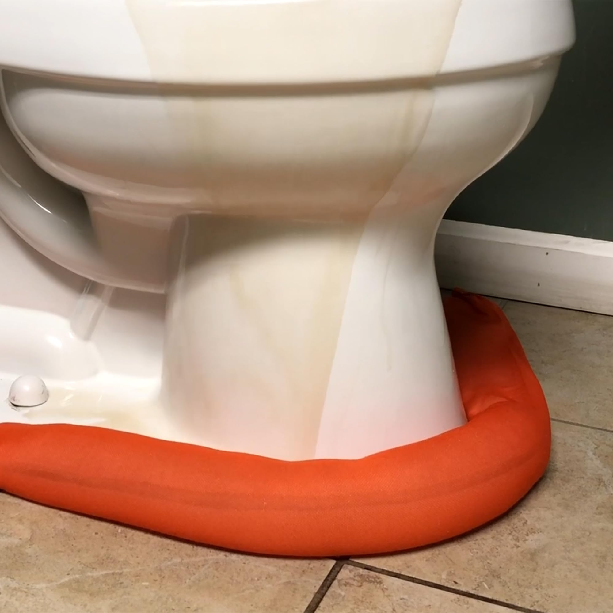 Quick Dam Indoor Water Dams – 5 Pack, 4ft Barriers for Leak and Spill Control – Absorbs Water on Contact – Expands to 2.5” Height – Ideal for Basements, Appliances, Doorways, and More 🍁 All In One Marketplace Canada