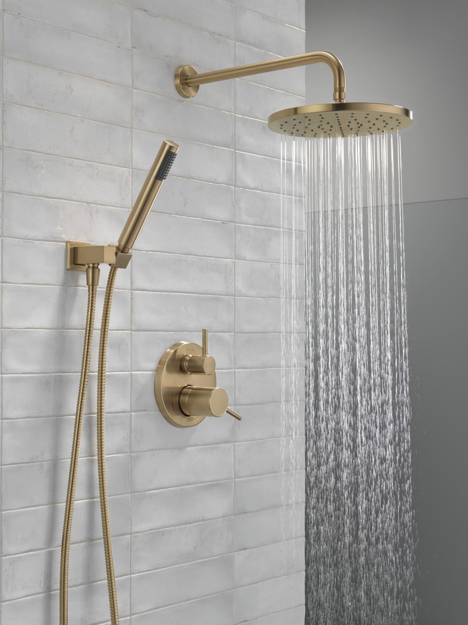 Delta Faucet Modern Raincan 2-Setting Round Shower System Including Rain Shower Head and Handheld Spray Gold, Rainfall Shower System Gold, Shower Valve and Trim Kit, Champagne Bronze 342702-CZ 🍁 All In One Marketplace Canada