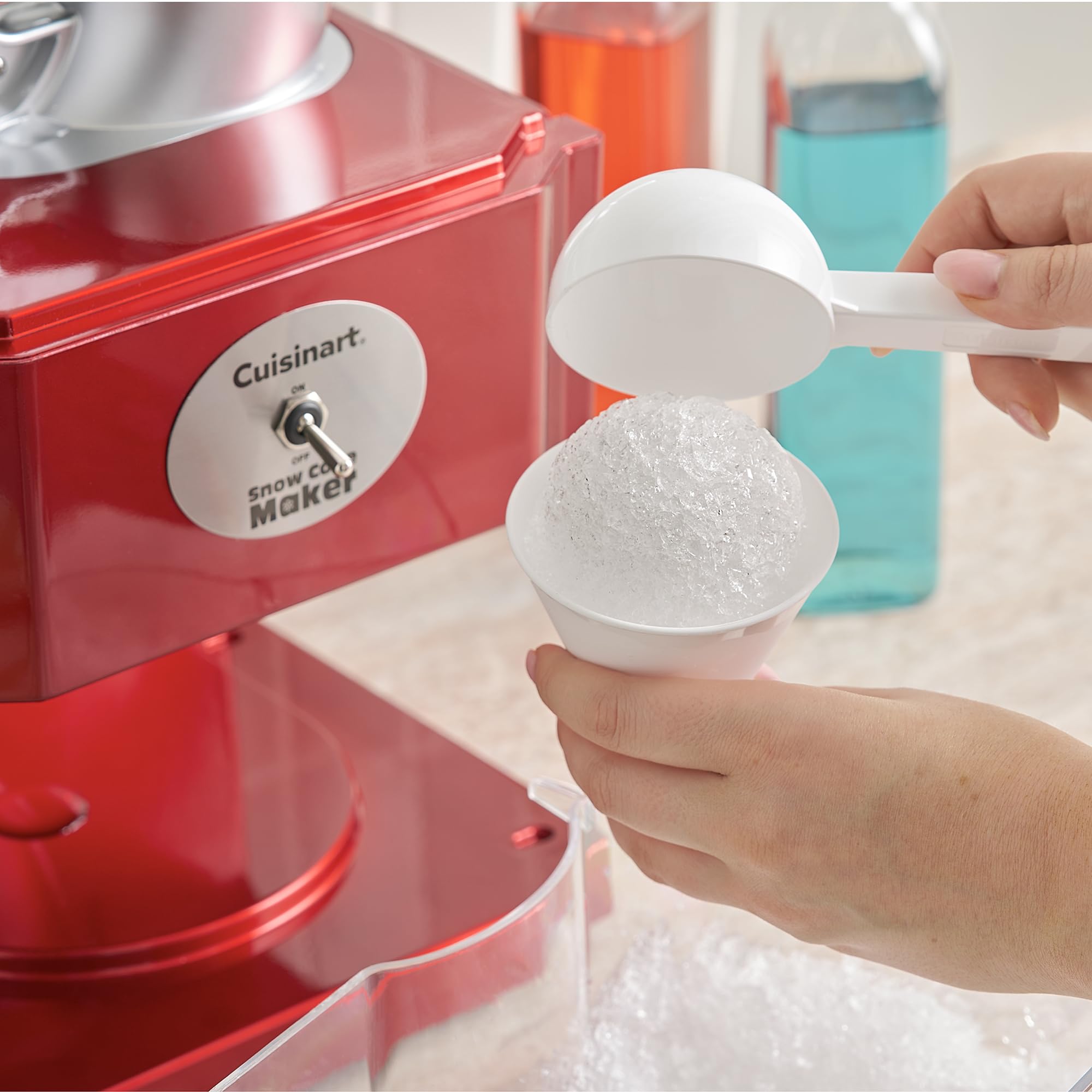 Cuisinart Snow Cone Machine, Home Shaved Ice Maker for Snow Cones, Snow Cone Maker with Reuseable Paper Cups, Makes 5 Icy Cones for Slushies, Frozen Drinks (SCM-10P1C) 🍁 All In One Marketplace Canada