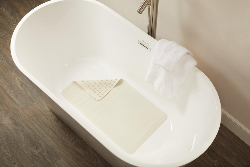 Rubbermaid Commercial Products Bath Tub and Shower Mat | Large - 28 x 16 in. | White | Machine Washable | Safti-Grip Non-Slip Bathroom Mat with Suction Cups for Home/Hotel/Shower/Bathtub 🍁 All In One Marketplace Canada