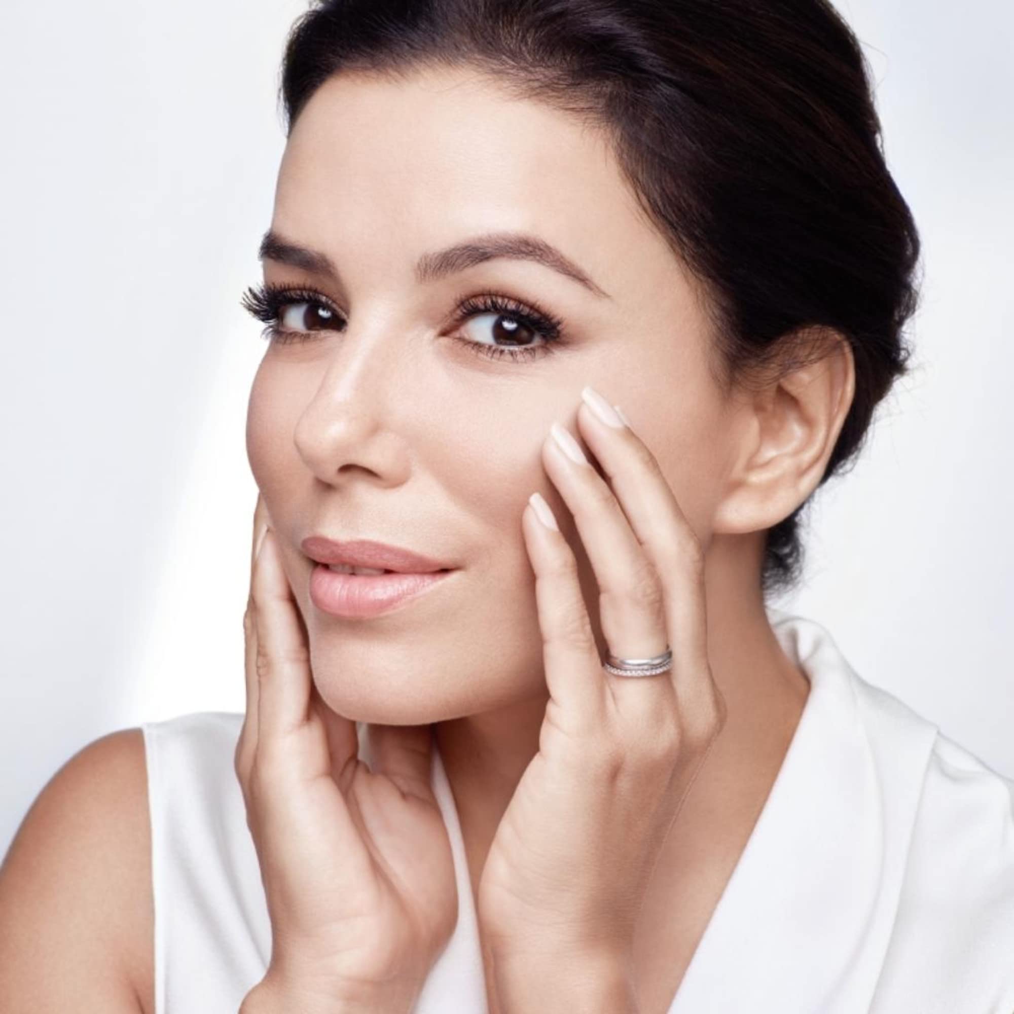 L'Oréal Paris SPF Moisturizer for Face with Pro-Retinol & Centella, Face Moisturizer Fights the Look of Wrinkles, Moisturizer to Firm Skin & Target the Signs of Aging, Revitalift, 50ml 🍁 All In One Marketplace Canada