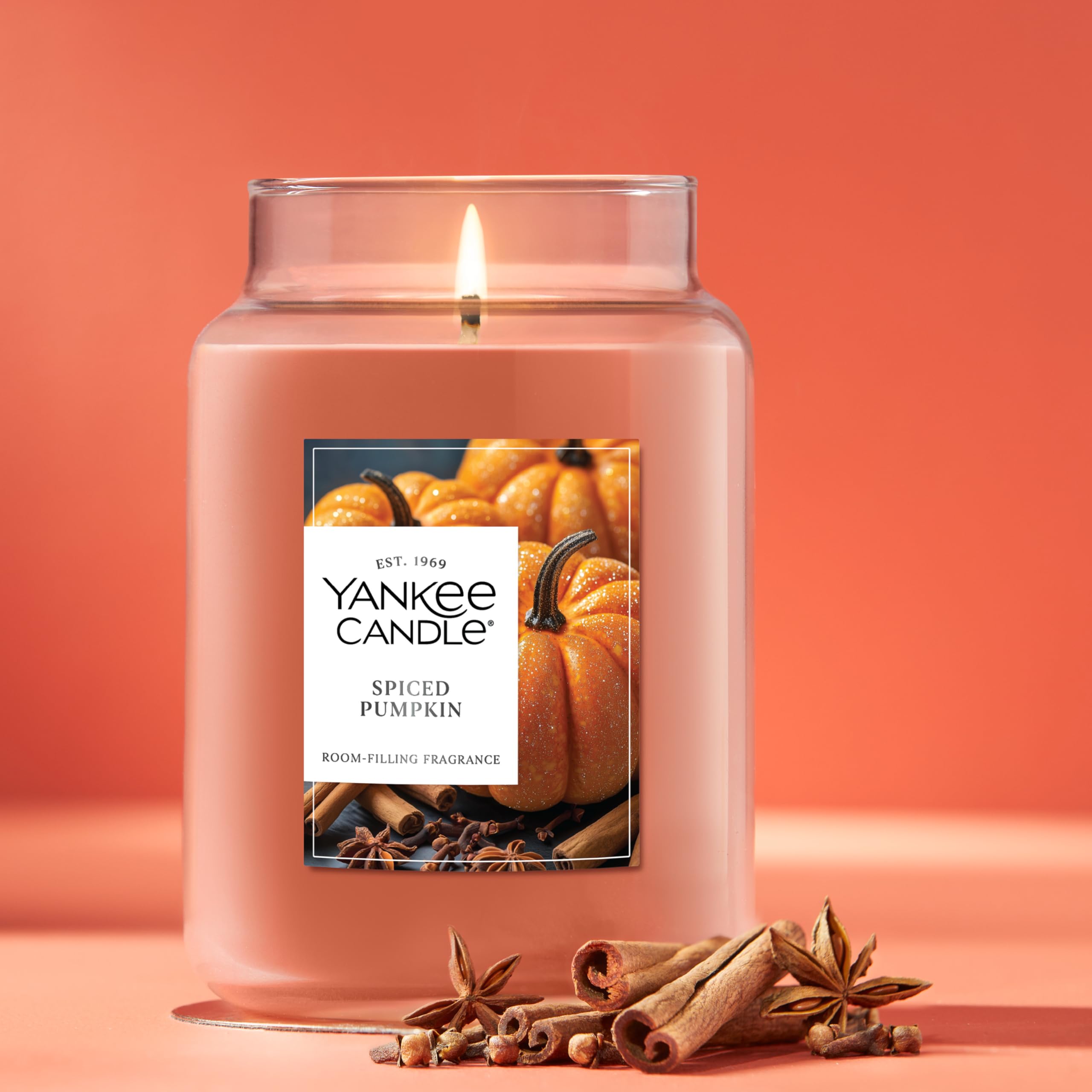Yankee Candle Large Jar Scented Candle with up to 150 Hour Burn Time, Premium Plant Wax Blend for Cleaner Consistent Burn and Room Filling Fragrance, 22 oz, Spiced Pumpkin 🍁 All In One Marketplace Canada