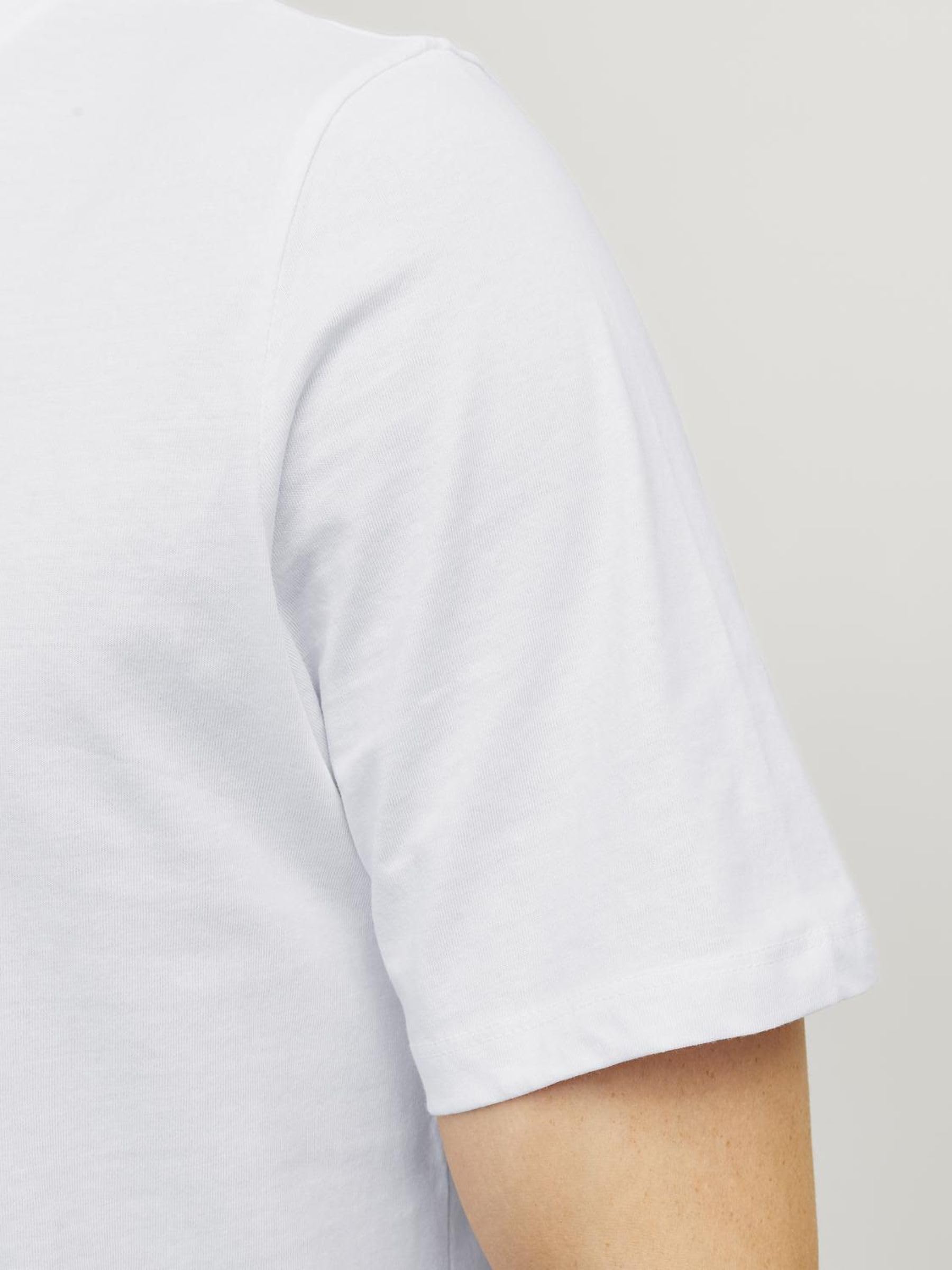 JACK & JONES Men's Long Line Fit T-Shirt JJENOA TEE SS Crew Neck NOOS White Medium 🍁 All In One Marketplace Canada