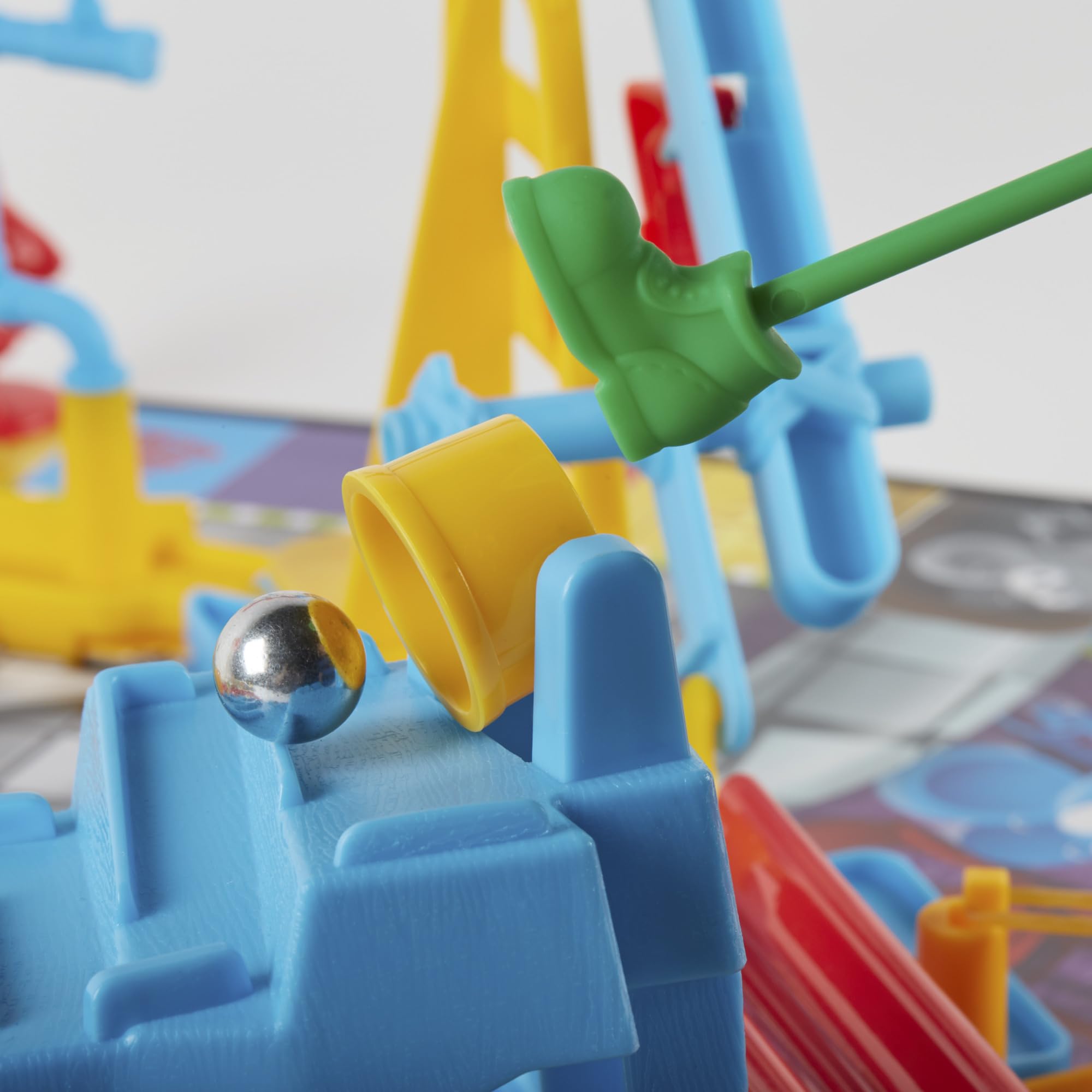 Mouse Trap Board Game for Kids Ages 6 and Up, Classic Kids Game for 2-4 Players, with Easier Set-Up Than Previous Versions 🍁 All In One Marketplace Canada