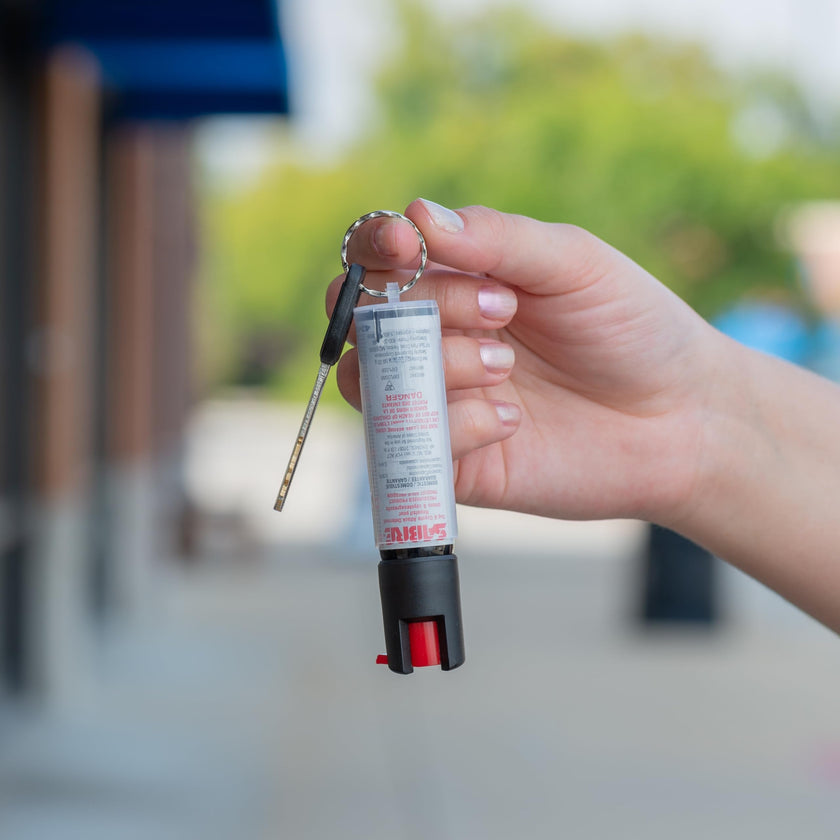Sabre Protector 22-Gram Dog Spray with Key Ring, 14 Second Total Spray Time, 3.5-Meter Range, Humane Dog Attack Deterrent, Maximum Strength Allowed by Health Canada 🍁 All In One Marketplace Canada
