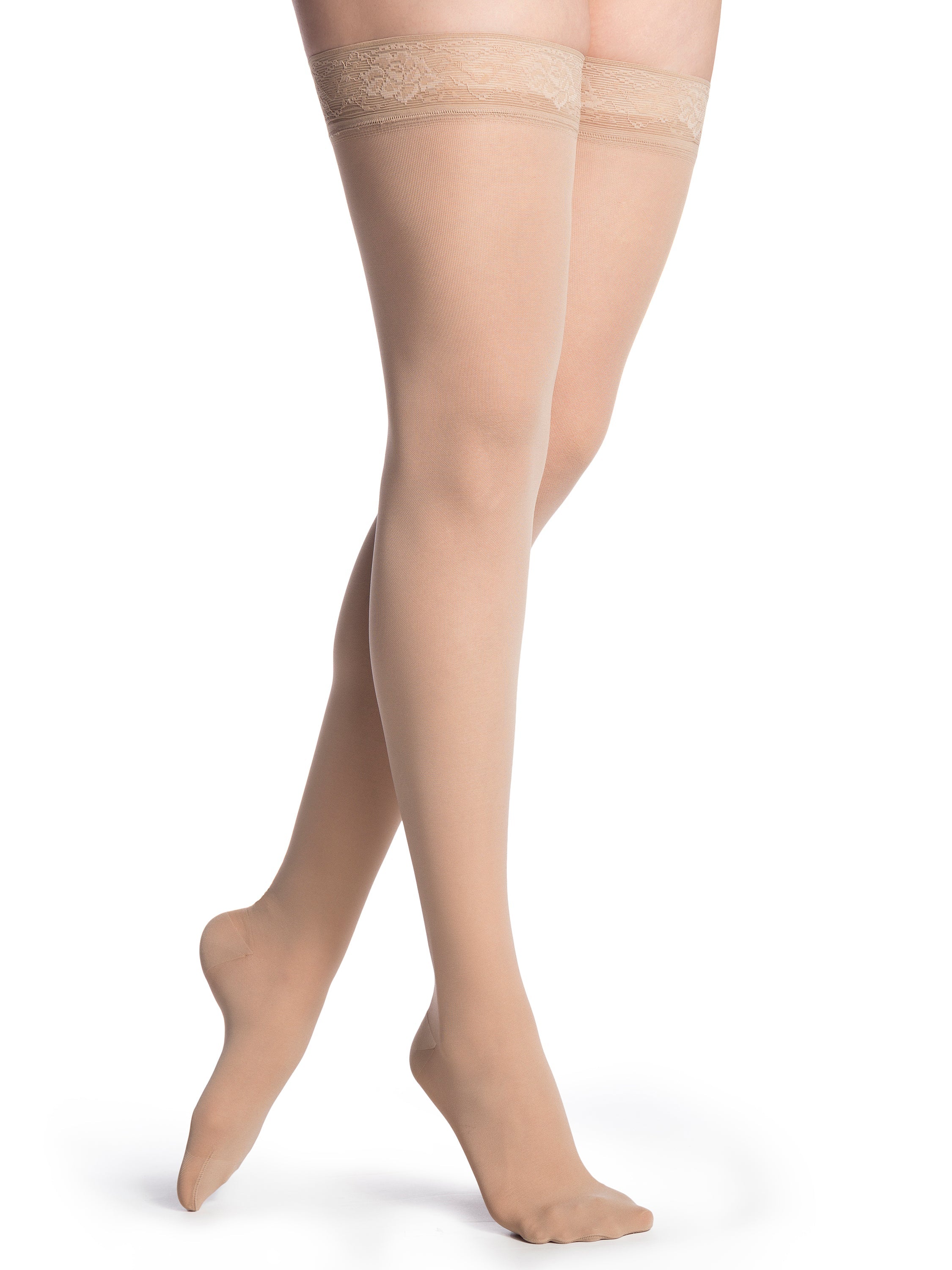 Sigvaris Women's Style Medium Sheer Thigh-High 20-30mmHg Women's Closed Toe