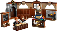 LEGO - 76442 - HARRY POTTER - Hogwarts Castle - Charms Class - 204pcs