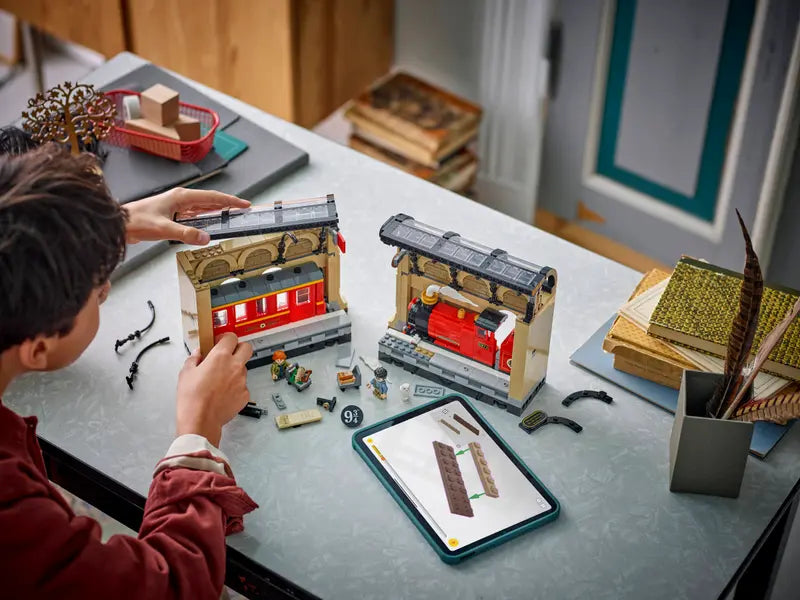 LEGO - 76450 - HARRY POTTER - Book Nook : Hogwarts Express - 832 pièces